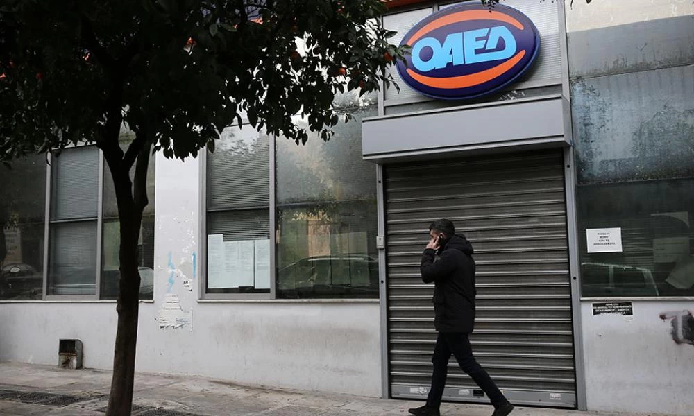 Στα ύψη η ανεργία: Σχεδόν 110.000 νέοι εγγεγραμμένοι τον Νοέμβριο στον ΟΑΕΔ